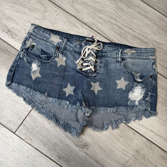 Lite Hearted Womens Star Print Denim Cut-Off Shorts Size 30 - Picture 2 of 4